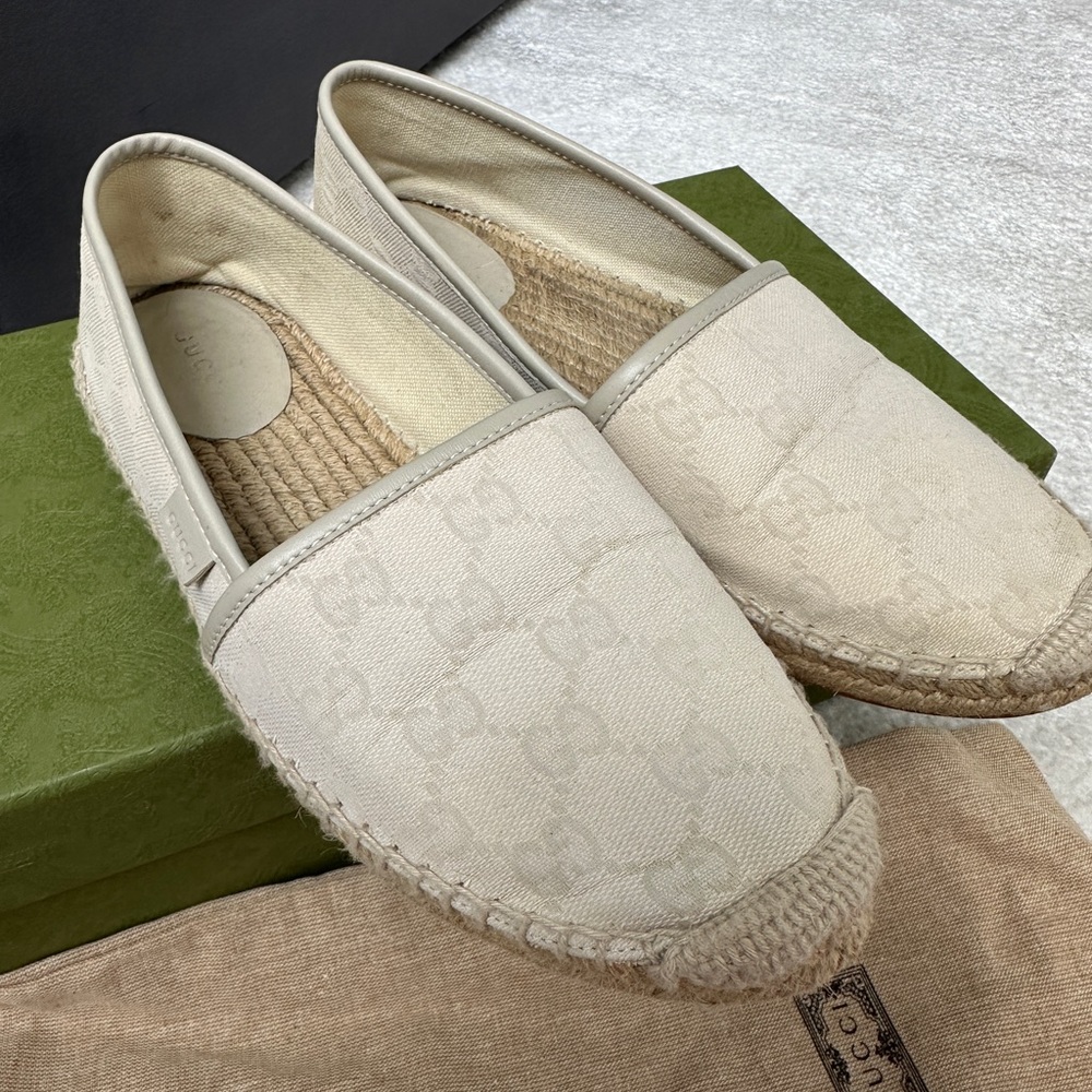 Gucci Beige Espadrille Flats